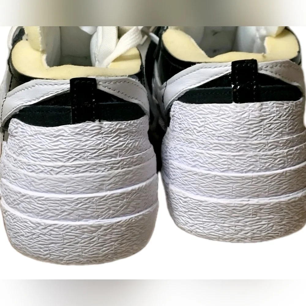 Nike Sacai x Blazer Low 'Black Patent' Men's Size 10 ( EUC )